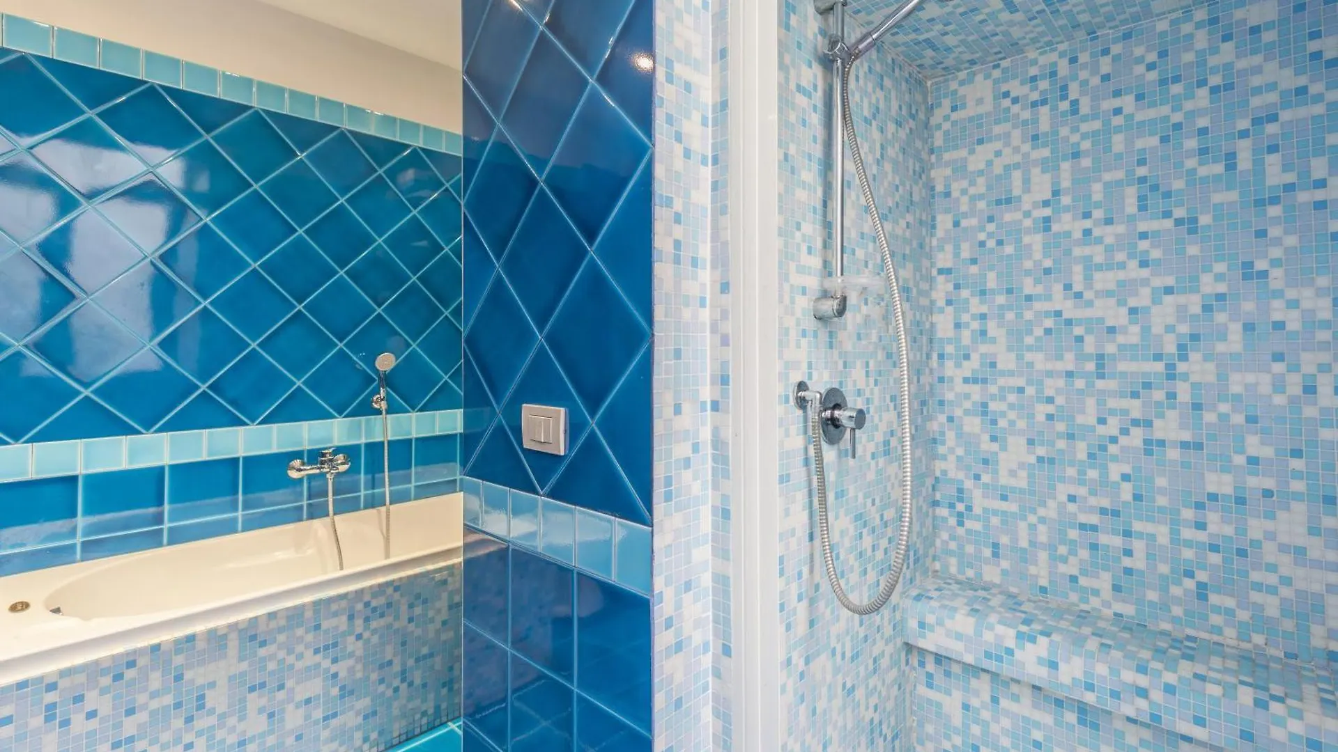 Apartment Hostly-Urban Oasis Turati-Few Steps From Colosseum Italy